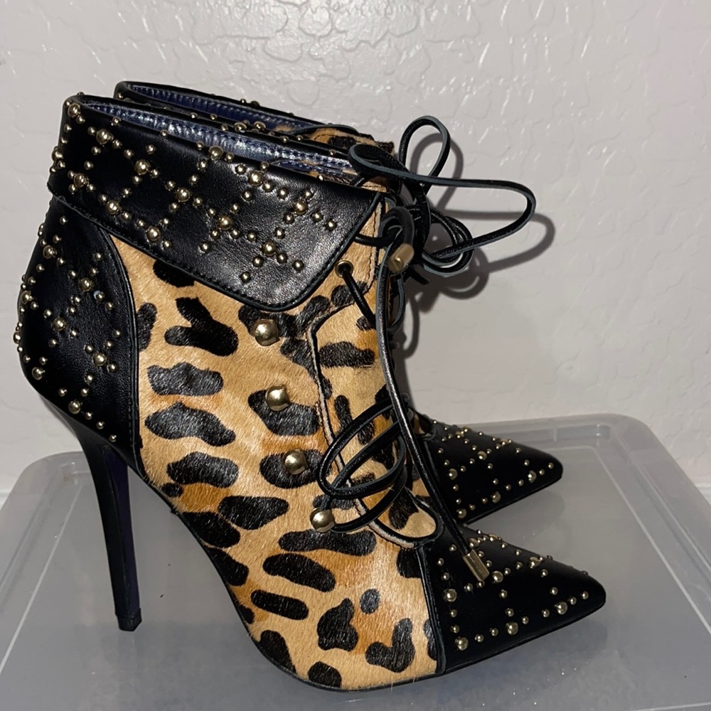 London Trash Della boots cheetah leopard stiletto heel. Ankle boots